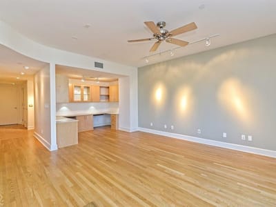 Property photo 4 at 901 W 9th ST Unit #508 - 2 bed 2 bath home