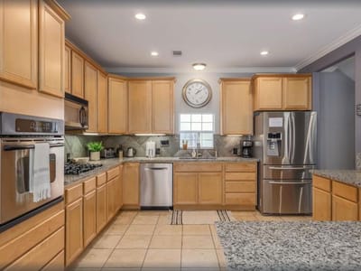 Kitchen at 901 W Mary ST - 6 bed 5 bath home