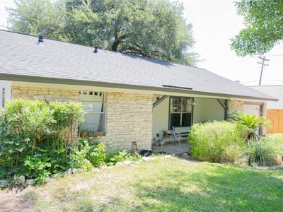 Kitchen at 902 Austin Highlands BLVD - 3 bed 2 bath home