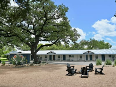 Living area at 902 Main ST - Anna Harrison, Blanco, TX