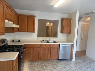 Primary bedroom at 902 Moser River DR - 3 bed 2 bath home