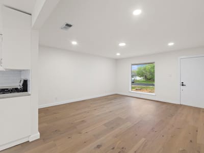 Primary bedroom at 902 Warrington Dr - 3 bed 2 bath home