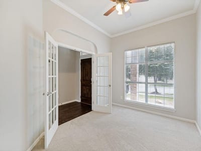 Kitchen at 903 Madrone DR - 3 bed 2 bath home