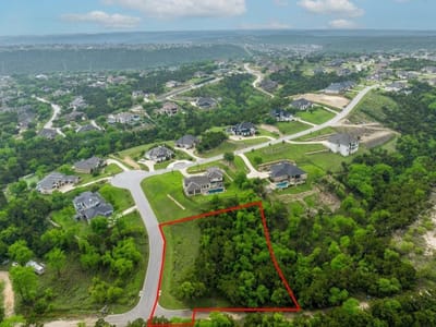 Property photo 3 at 905 Rare Cat ST - Grand Mesa at Crystal Falls, Leander, TX
