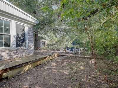Kitchen at 905 S Walnut ST - 4 bed 2 bath home