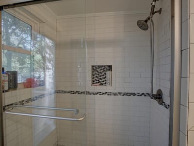 Bathroom at 905 S Walnut ST - 4 bed 2 bath home
