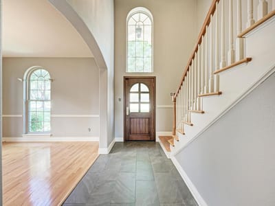 Property photo 4 at 906 Antelope RDG - 4 bed 2 bath home