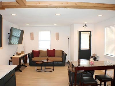 Kitchen at 906 E Live Oak St - 2 bed 1 bath home