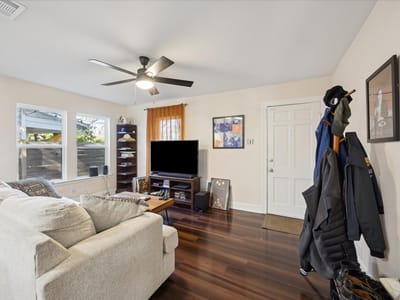 Primary bedroom at 907 E 53rd ST - 4 bed 3 bath home