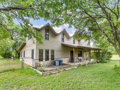 Primary bedroom at 907 Horace Howard DR - A0509 - L S Yeates Surv, San Marcos, TX