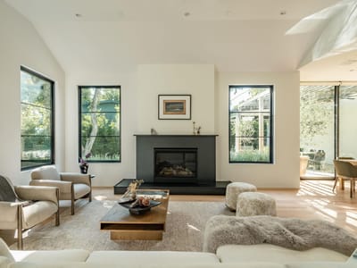 Property photo 3 at 907 Karen - 4 bed 3 bath home
