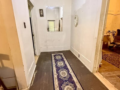 Photo 5 of 14 at 907 N Central Ave - 3 bed 3 bath home