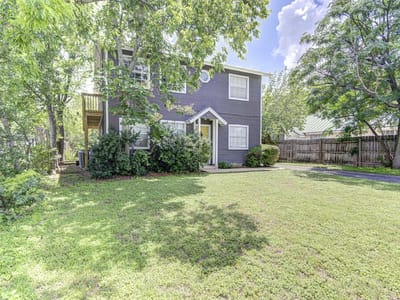 Primary bedroom at 907 Taulbee LN - Northgate Add, Austin, TX