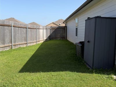Primary bedroom at 908 Gerardia CT - 3 bed 2 bath home