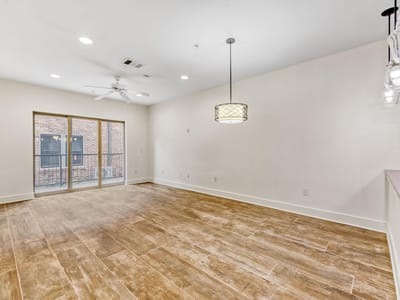 Property photo 2 at 908 Nueces ST Unit #14 - 1 bed 1 bath home