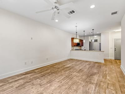 Property photo 4 at 908 Nueces ST Unit #14 - 1 bed 1 bath home