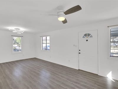 Primary bedroom at 908 Tank ST - 3 bed 1 bath home