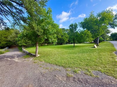 Property photo 3 at 909 Center CIR - Spring Street, Salado, TX