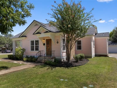 Property photo 5 at 909 E Liberty Ave - 3 bed 1 bath home