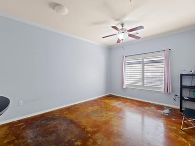 Living area at 910 W 25th ST Unit #209 - 1 bed 1 bath home