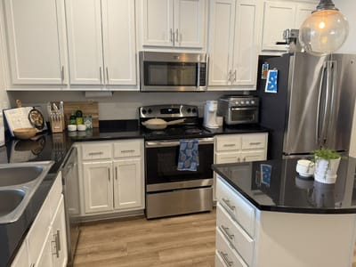 Kitchen at 910 W 25th St Unit #508 - 2 bed 2 bath home
