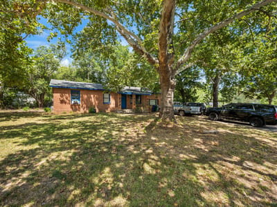 Property photo 2 at 9106 Capitol DR - 3 bed 2 bath home