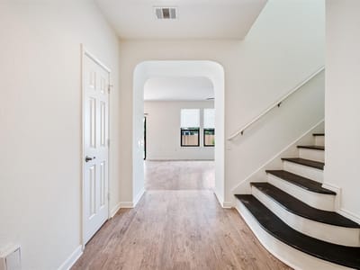 Property photo 4 at 9109 Ipswich Bay DR - 3 bed 2 bath home