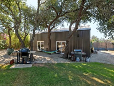 Property photo 5 at 9114 290 W Highway - 2 bed 1 bath home