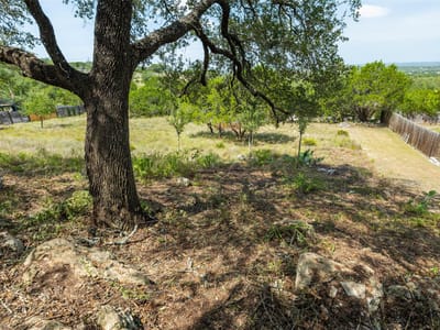 Property photo 3 at 912 Daviot DR - Briarcliff Inc Sec 05, Spicewood, TX