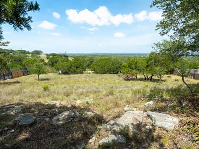 Property photo 4 at 912 Daviot DR - Briarcliff Inc Sec 05, Spicewood, TX