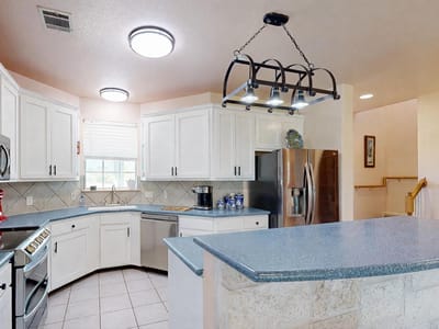 Living area at 913 County Road 220 - 3 bed 2 bath home
