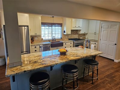 Primary bedroom at 913 Cr 237 - 2 bed 2 bath home
