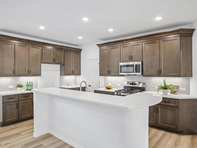 Photo 4 - 913 Indian Hawthorne DR Unit #GH-42 Photo 4 of 19 at 913 Indian Hawthorne DR Unit #GH-42 - 3 bed 3 bath home
