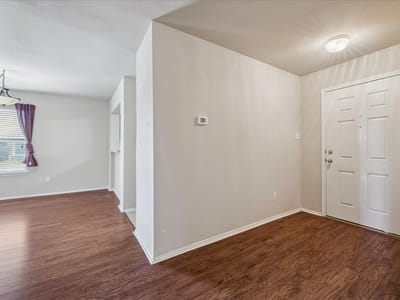 Primary bedroom at 913 Remington DR - 4 bed 2 bath home