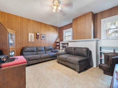 Primary bedroom at 917 Trinity St - 3 bed 1 bath home
