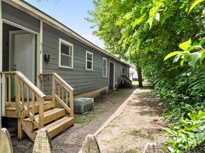 Primary bedroom at 918 E 50th - Ridgetop, Austin, TX
