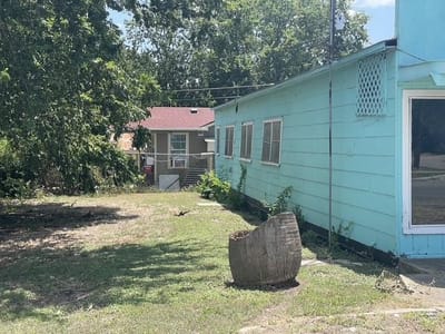 Property photo 4 at 919 W 4th ST - Doak Add, Taylor, TX