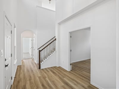 Photo 4 - 920 Indian Hawthorne DR Unit #GH-8 Photo 4 of 23 at 920 Indian Hawthorne DR Unit #GH-8 - 4 bed 3 bath home