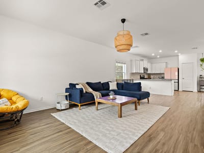 Primary bedroom at 920 Legends LN - 3 bed 2 bath home