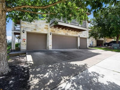 Kitchen at 9201 Brodie Ln Unit #2903 - 2 bed 2 bath home