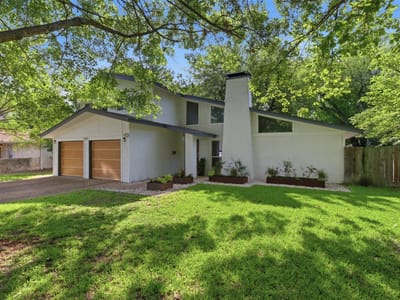 Property photo 3 at 9202 Hunters TRCE - 4 bed 2 bath home