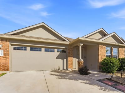 Living area at 9216 Daisy Cutter Xing - 3 bed 2 bath home