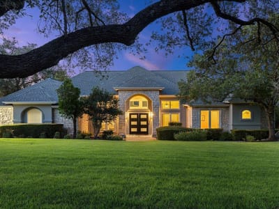 Property photo 3 at 9218 Leaning Rock CIR - 4 bed 3 bath home