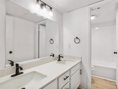 Bathroom at 923 E 41st ST Unit #101 - 1 bed 1 bath home