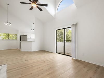 Kitchen at 923 E 41st ST Unit #201 - 2 bed 2 bath home