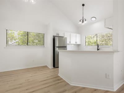 Primary bedroom at 923 E 41st ST Unit #201 - 2 bed 2 bath home