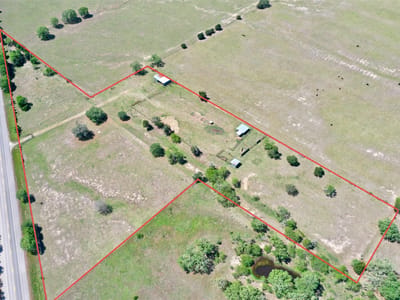 Primary bedroom at 924 Hwy 95 - Medford, William, Smithville, TX