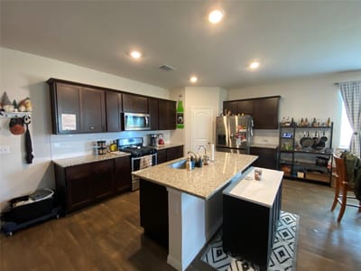 Kitchen at 924 Vogel DR - 4 bed 2 bath home