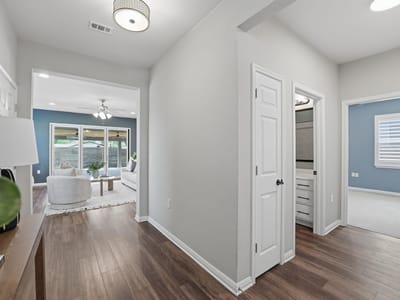 Bathroom at 928 Falkland TRCE - 5 bed 4 bath home