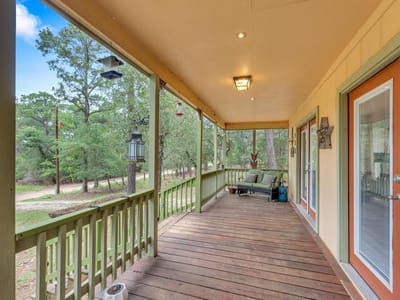 Primary bedroom at 928 Moccasin Trl - 1 bed 2 bath home